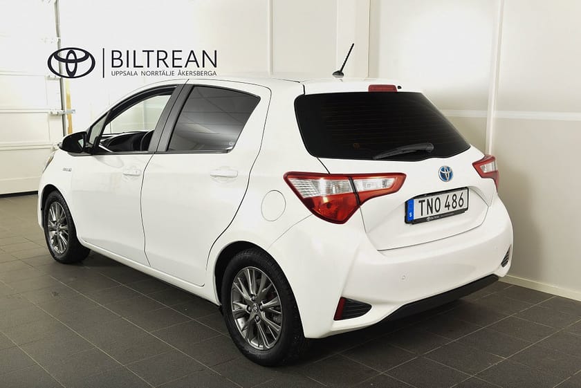 Bild 3 av Toyota Yaris Hybrid 1,5 Elhybrid Active Vinterhjul