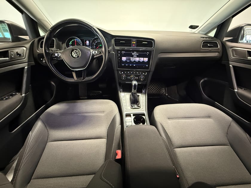 Bilde 5 av Volkswagen e-Golf 136hk ACC/Kamera/Keyless/V-Pumpe/Dynamiske Led
