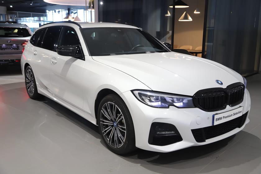 Bild 1 av BMW 330e xDrive Touring M Sport / Rattvärme