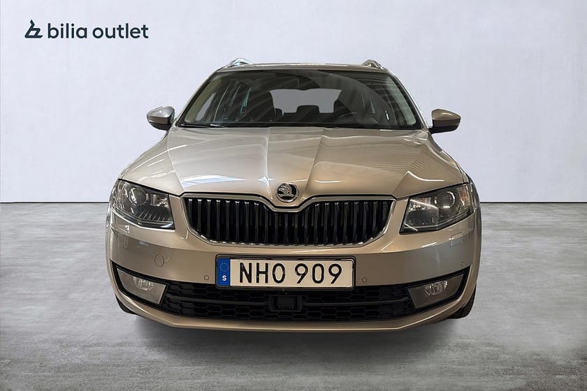 Bild 3 av Škoda Octavia Kombi Skoda 1.4 TSI DSG Style 150hk Navi Drag CANTON B-kamera