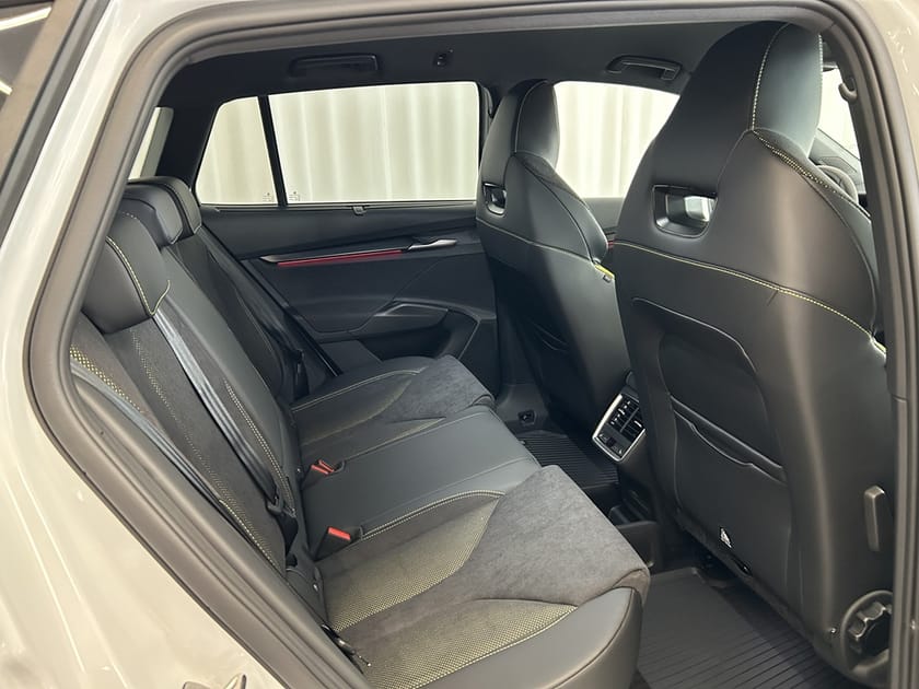 Bild 5 av Škoda Enyaq RS 84 KWH 340HK