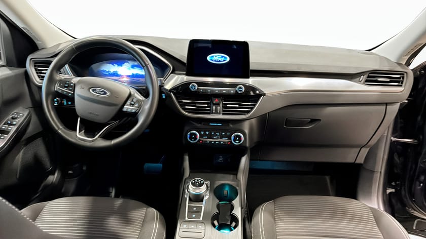 Bild 4 av Ford Kuga Plug-In Hybrid SUV TITANIUM 2.5 Privatleasing från 4395:-
