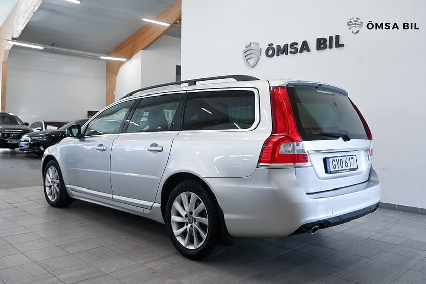 Bild 5 av Volvo V70 D4 AWD Classic Momentum 181hk