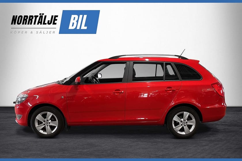 Bild 4 av Škoda Fabia Kombi Skoda 1.2 86 HK TSI AMBITION NYSERV PDC