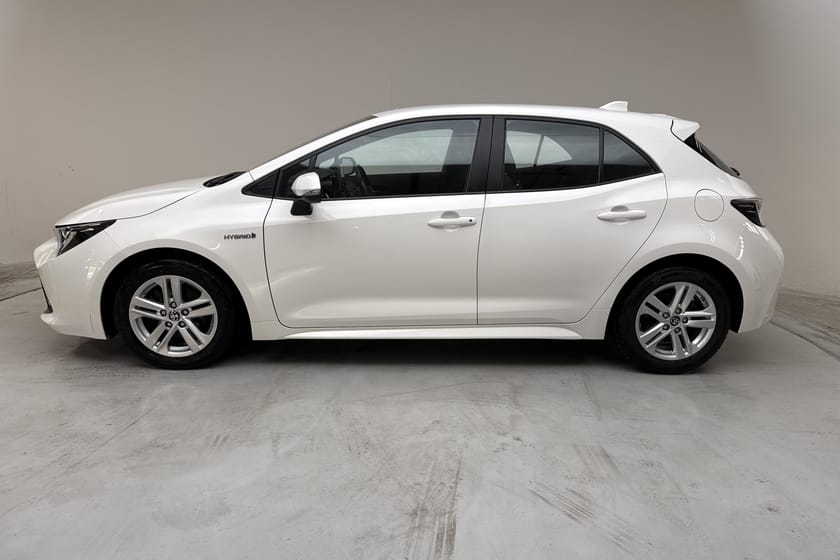 Bild 2 av Toyota Corolla Hybrid 1.8 5dr (122hk) Vinterhjul