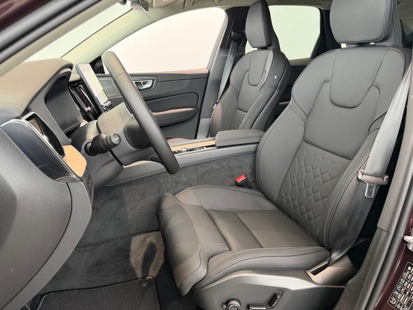 Bild 5 av Volvo XC60 T6 Plus Dark Nordic Edition Lagerbil