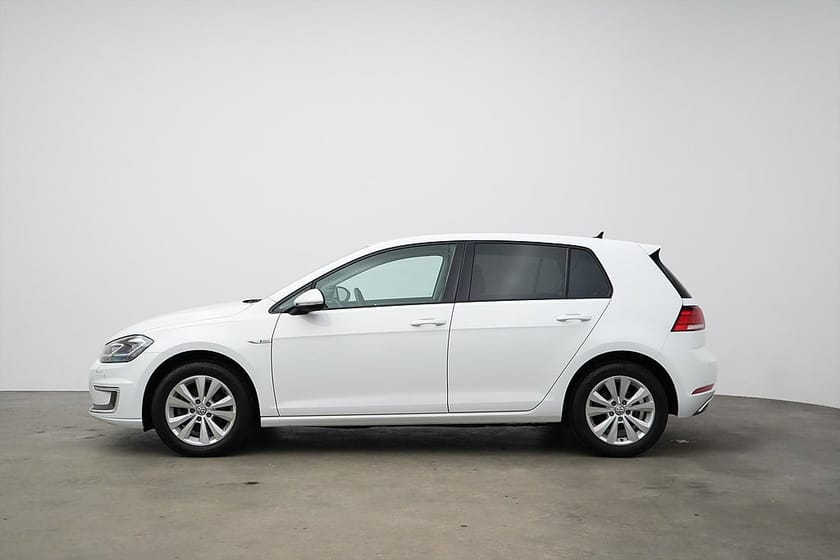 Bild 3 av Volkswagen e-Golf VII 35,8 kWh / Navi / CarPlay