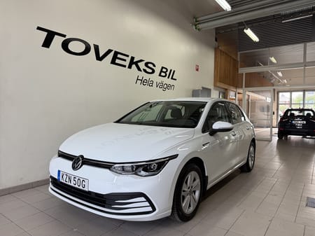 Volkswagen Golf 1.5 ETSI 150 hk DSG7 // Dragkrok