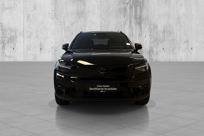 Bilde 2 av Volvo EX40 Twin Motor Black Edition Hengerfeste, pixel, tonde ruter++