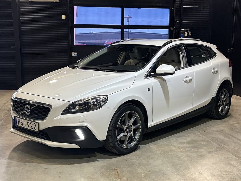 Bild 3 av Volvo V40 Cross Country D2 (115hk) Ocean Race