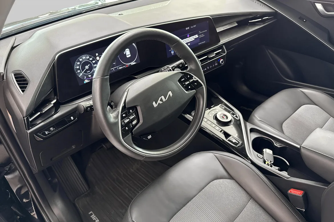 picture of a car