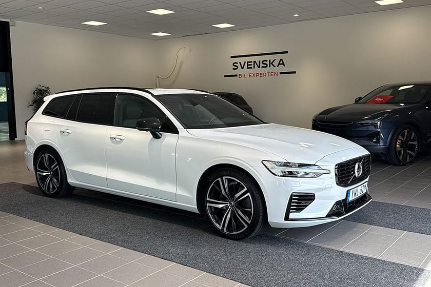 Bild 1 av Volvo V60 Recharge T8 AWD 18,8kWh 456hk R-Design/360°/Dragkrok/HK