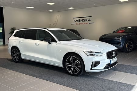 Volvo V60 Recharge T8 AWD 18,8kWh 456hk R-Design/360°/Dragkrok/HK