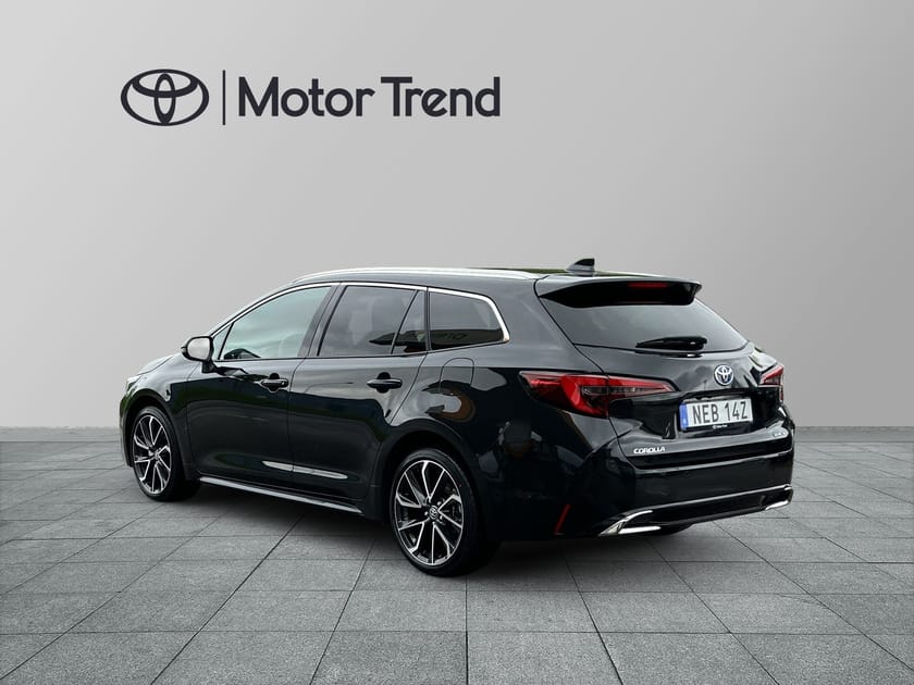 Bild 2 av Toyota Corolla Touring Sports Hybrid 2,0 EXECUTIVE JBL