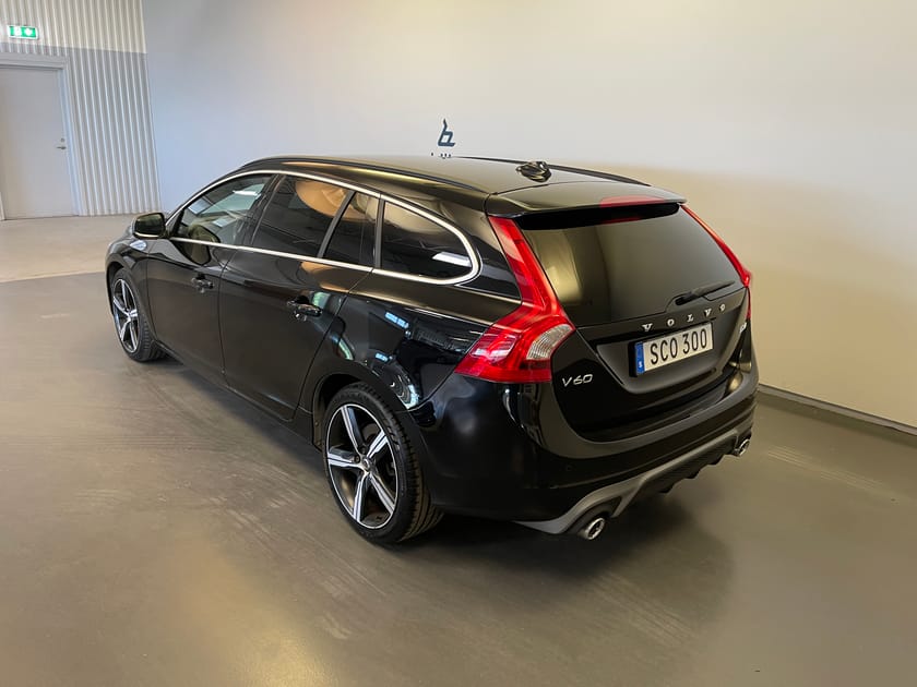 Bild 4 av Volvo V60 D4 Business Advanced R-Design / Backkamera / Navigation /
