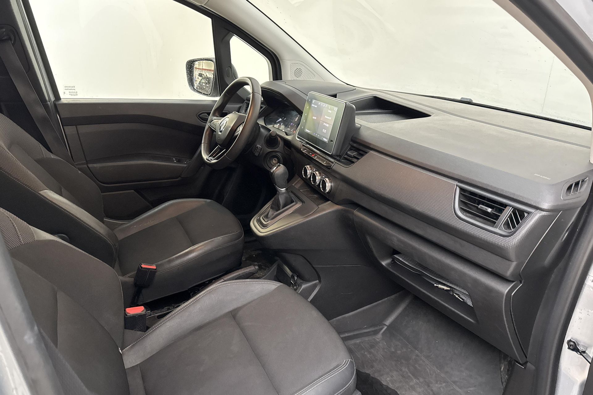 Renault Kangoo 2023, kuva 7/10