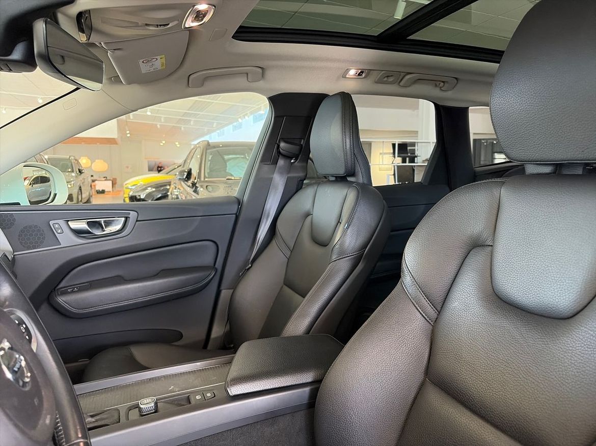 Volvo XC60 2019 - miniatyr 11