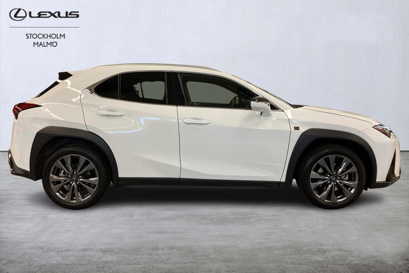 Bild 4 av Lexus UX 300h F Sport Design 199hk P-värm Navi Keyless Backkamera