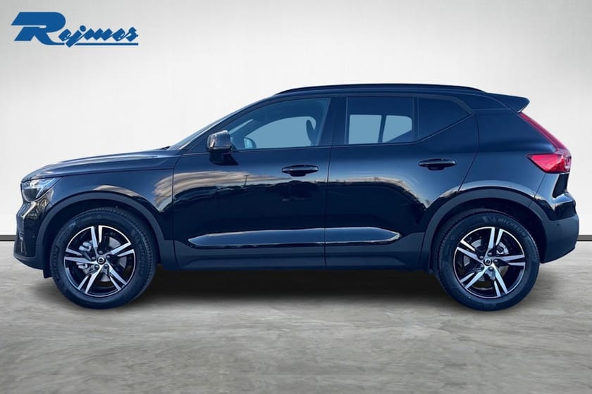 Bild 3 av Volvo XC40 B3 FWD Bensin Plus Dark