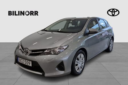 Toyota Auris 1.4 D-4D DPF 5-D MAN LIFE
