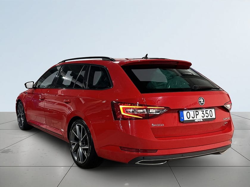 Bild 5 av Škoda Superb Kombi Skoda 2.0 TDI 4x4 Sport GPS Drag Canton Pano Kamera SoV