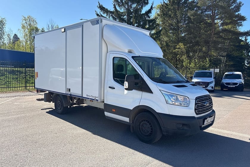 Bild 3 av Ford Transit 350 Chassi Cab Volymskåp/Bakgavellift
