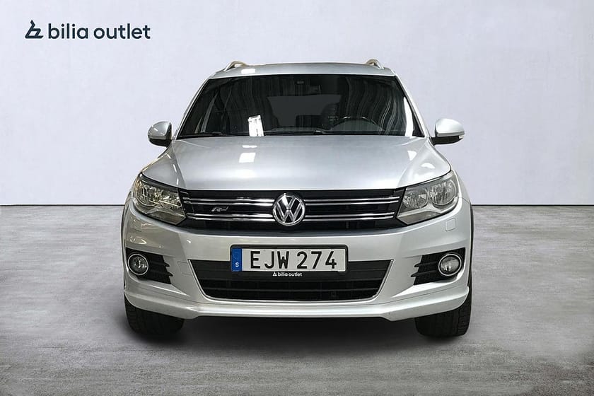 Bild 3 av Volkswagen Tiguan 1.4 TSI 4Motion R-Line 160hk Drag Backkamera