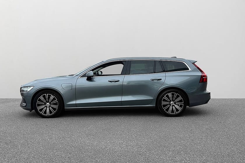 Bild 3 av Volvo V60 Recharge T6 AWD Geartronic Inscription Expression
