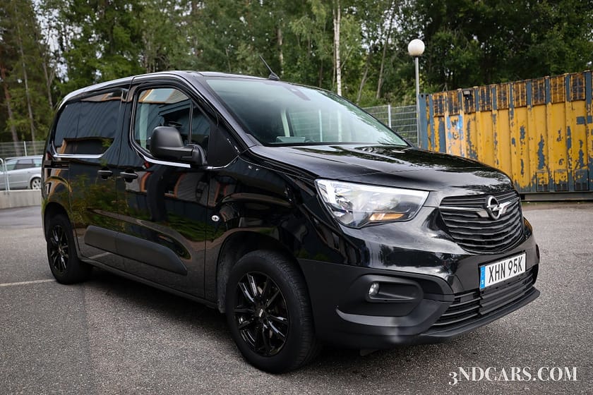 Bild 3 av Opel Combo Cargo 1.5 BlueHDi 130 EAT MOMS BACKKAMERA Euro 6