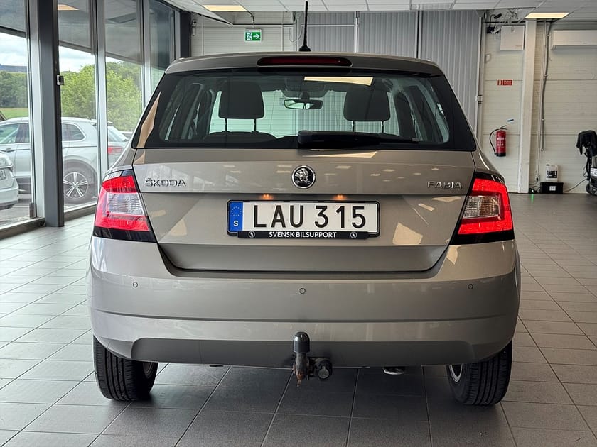 Bild 4 av Škoda Fabia 1.2 TSI Sensorer Räntekampanj 3,99% Drag