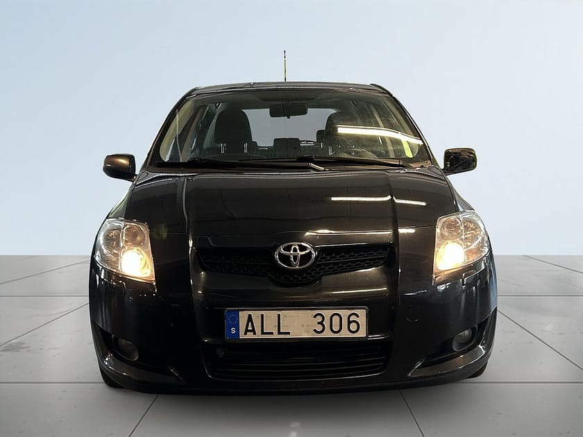 Bild 2 av Toyota Auris 5-dörrar 1.6  MoK/Norrbottenbil/Isofix/Fhållare