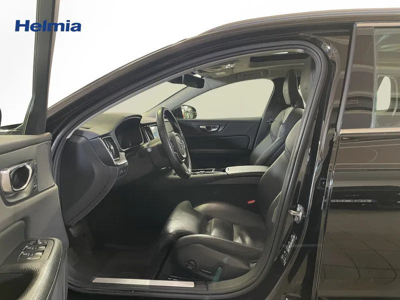 Bild 16 av 16 – Volvo V60 T8 TE Inscription