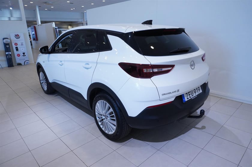 Bild 5 av Opel Grandland X 1,2 Turbo Automat 130hk Dragkrok Rattvärme Backsensor