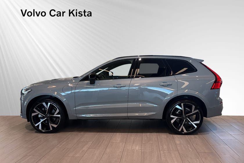 Bild 3 av Volvo XC60 T6 Plus Black Nordic Edition DRAG 360Kam 22"