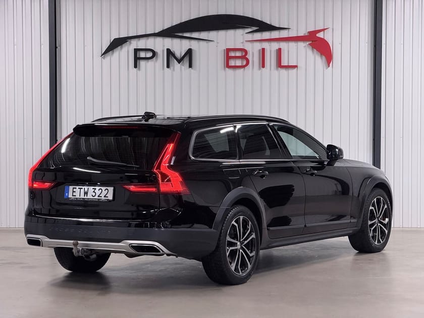 Bild 4 av Volvo V90 Cross Country D4 AWD Geartronic / Läder / Navi / Drag / Värmare /