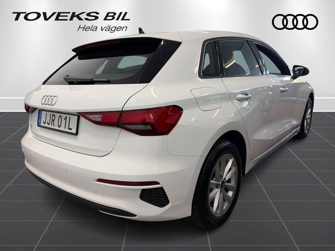 Audi Audi A3 Sportback 35 TFSI — bild 2