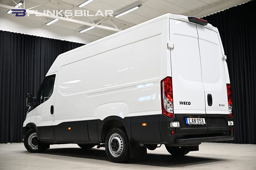 Bild 5 av Iveco Daily 35-140 Van 136HK L3H2 Automat|Webasto|3.5ton-dragvikt|Lågmil|Moms