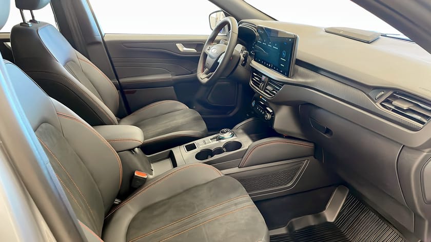 Bild 3 av Ford Kuga Plug-In Hybrid ST-LINE X 2.5 PHEV FWD 243HK / B&O  / 360-kamera