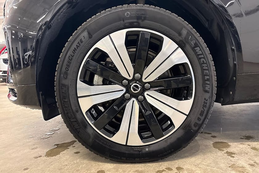 Bild 5 av Volvo XC60 Recharge T8 Plus Dark Moms/ Pano / B-Kam / Navi / 456hk