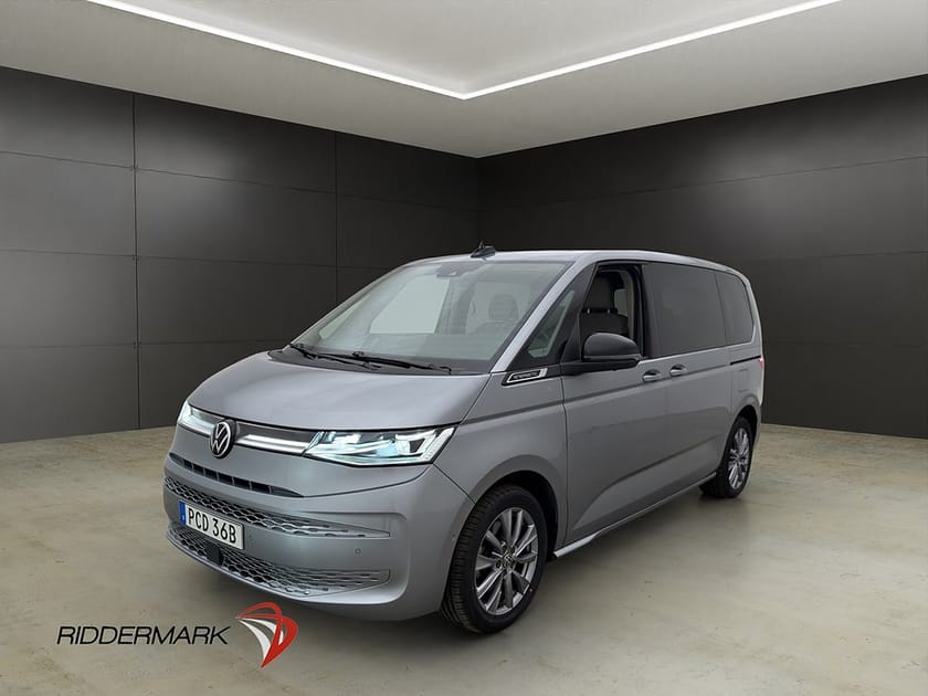 Bild 3 av Volkswagen Multivan eHybrid Cockpit Pano Drag 360° CARPLAY