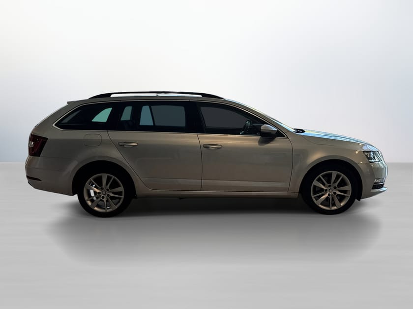 Bilde 4 av Škoda Octavia Stasjonsvogn STYLE | 4x4 | Hengerfeste | DSG