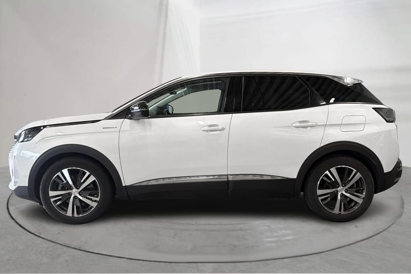 Bild 2 av Peugeot 3008 HYBRID4 300 1.6 Plug-in Hybrid 4 (300hk) Vinterhjul ingår