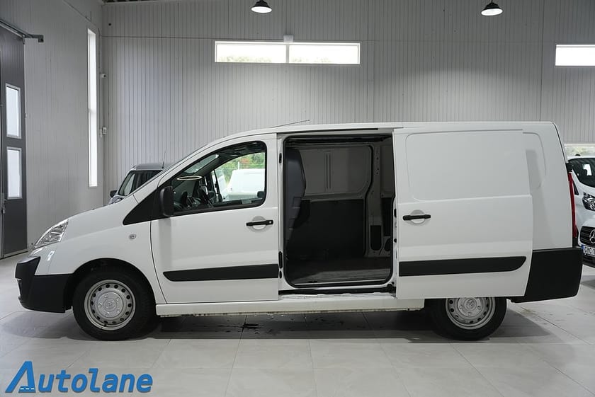 Bild 4 av Toyota ProAce Skåpbil