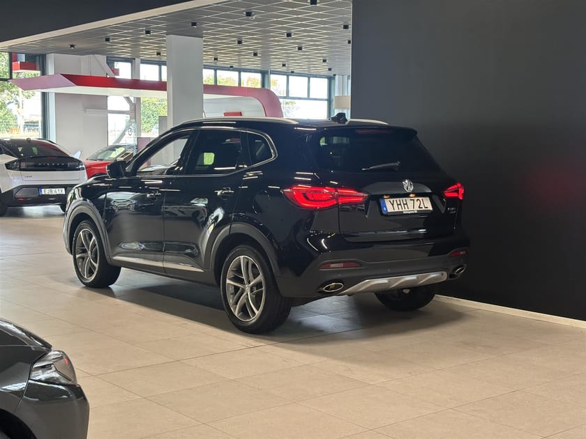Bild 3 av MG EHS PHEV Luxury 360° Panorama Skinn LED