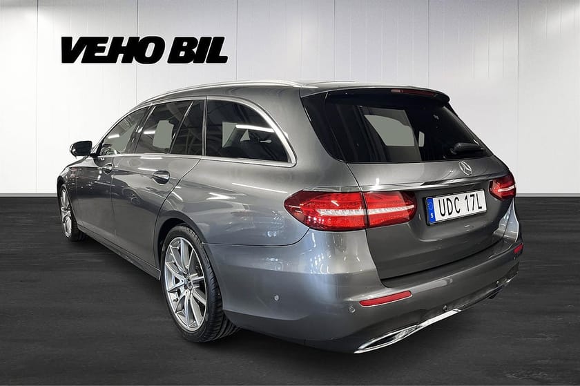 Bild 4 av Mercedes-Benz E 220 T d E220T AMG Line WIDESCREEN/360KAMERA/DRAG/ADAPTIV FARTHÅLLAR