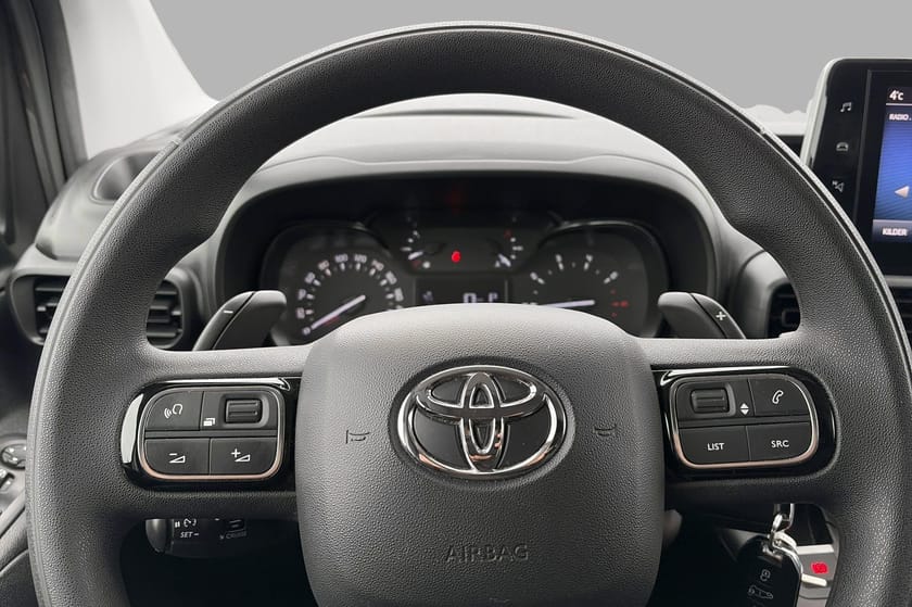 Bilde 3 av Toyota ProAce City 1,5 diesel 130HK automat L1 kort, h-feste, kamera