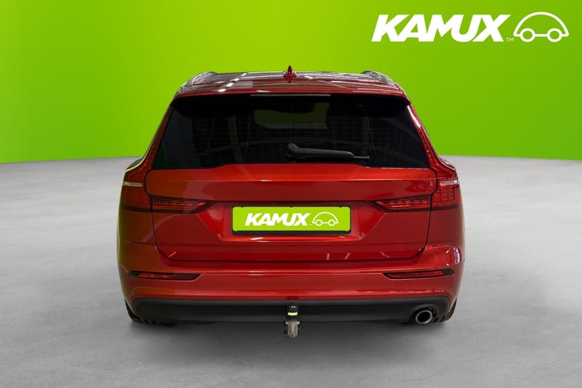 Bild 5 av Volvo V60 D3 Momentum Advanced 150hk Värmare 360° Drag BLIS HuD