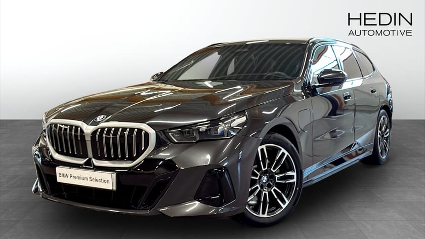 Bild 1 av BMW 530e xDrive Touring M-Sport Drag Harman/kardon