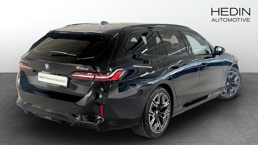Bild 2 av BMW 530e xDrive Touring Business Edition Bowers & Wilkins högtalare