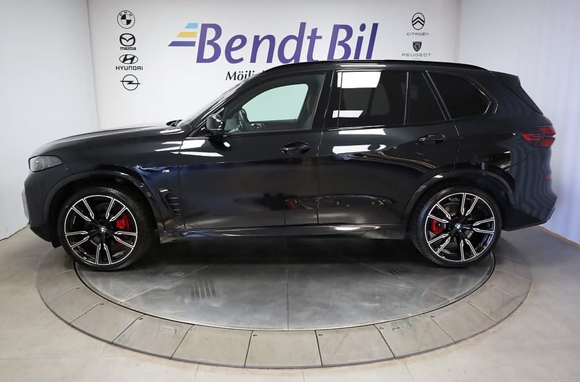 Bild 5 av BMW X5 xDrive30d M Sport Alla Utrustningspaket / Luftfjädring